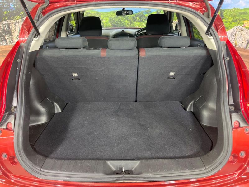 2014 Nissan JUKE DBA-YF15 (UW-6a9e2d5907d7d)[13]