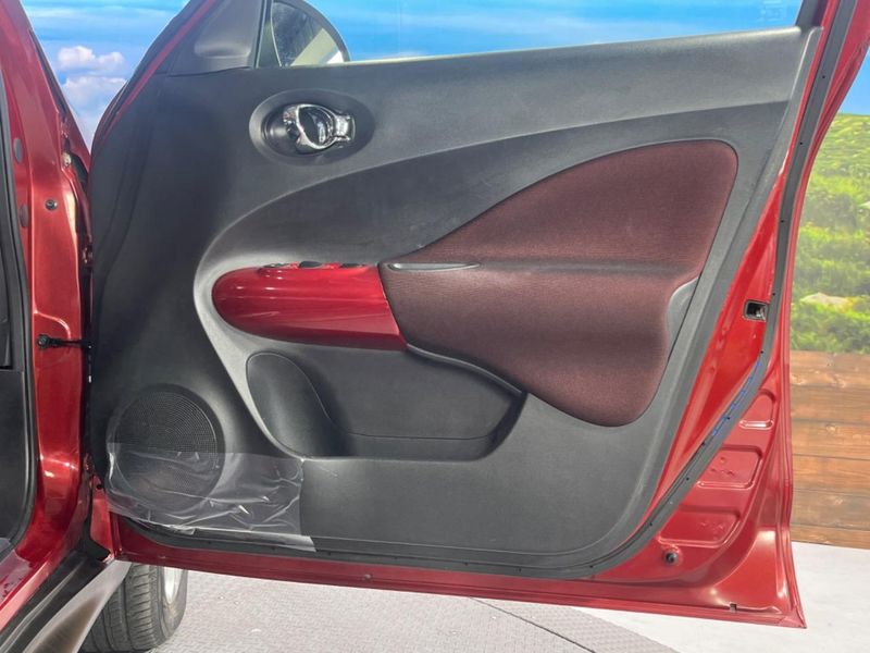 2014 Nissan JUKE DBA-YF15 (UW-6a9e2d5907d7d)[23]