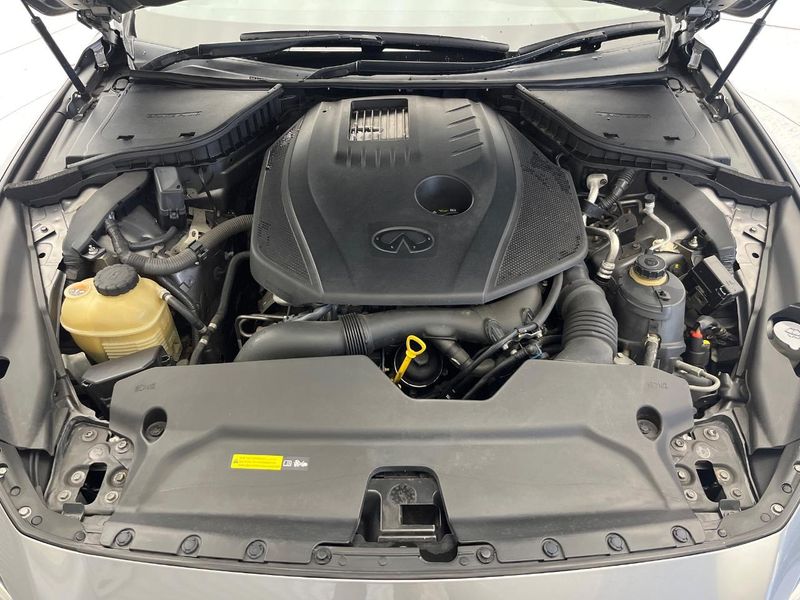 2015 Nissan Skyline DBA-YV37 (UW-6a9e2d618b6f7)[4]