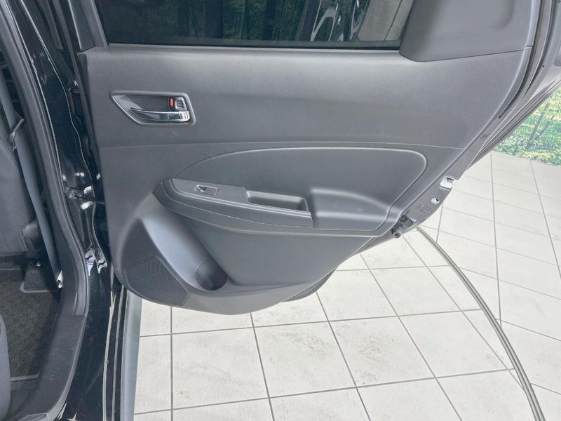 2022 Suzuki Swift Sport 4BA-ZC33S (UW-6a9e2d653adc4)[23]