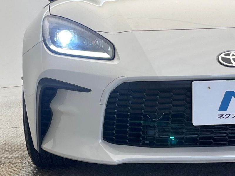 2022 Toyota GR86 3BA-ZN8 (UW-6a9e2d6de4ffc)[7]