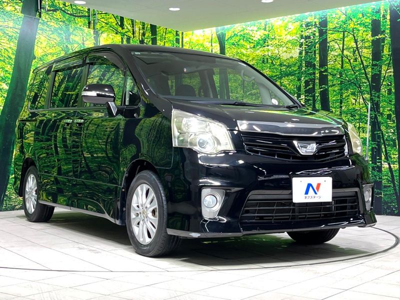 2011 Toyota Noah DBA-ZRR70W (UW-6a9e2d6fc6c61)[17]