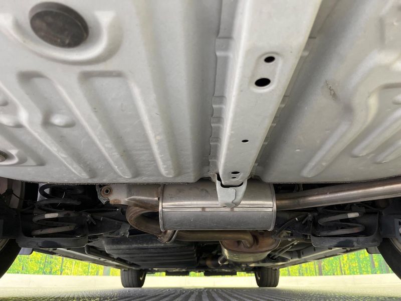 2014 Toyota Voxy DBA-ZRR80W (UW-6a9e2d7174671)[23]