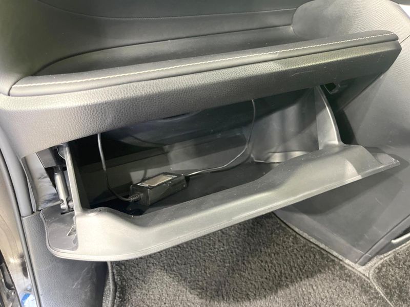 2015 Toyota Esquire DBA-ZRR80G (UW-6a9e2d72da878)[4]