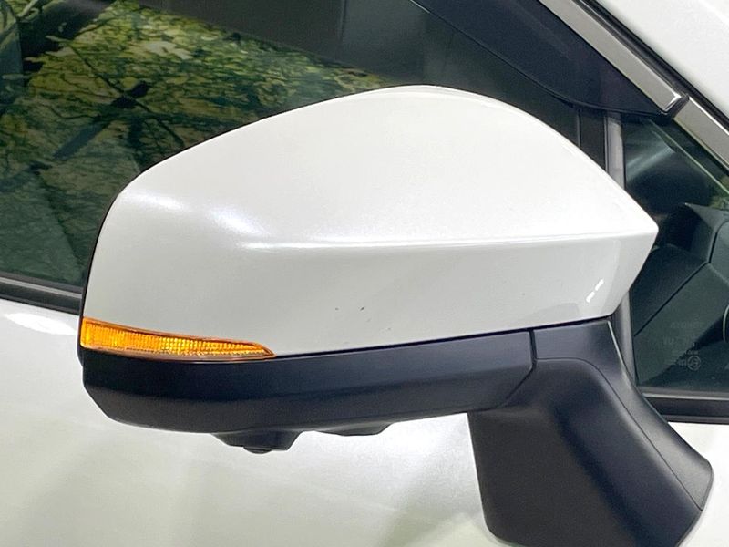 2025 Toyota Corolla Cross 6AA-ZVG13 (UW-6a9e2d8f23e7b)[13]