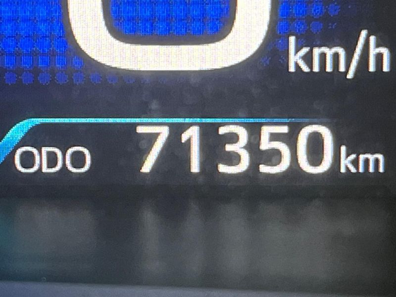 2017 Toyota Prius DAA-ZVW51 (UW-6a9e2da1deced)[2]
