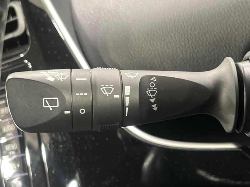 2016 Toyota Prius DAA-ZVW55 (UW-6a9e2da97f11d)[22]
