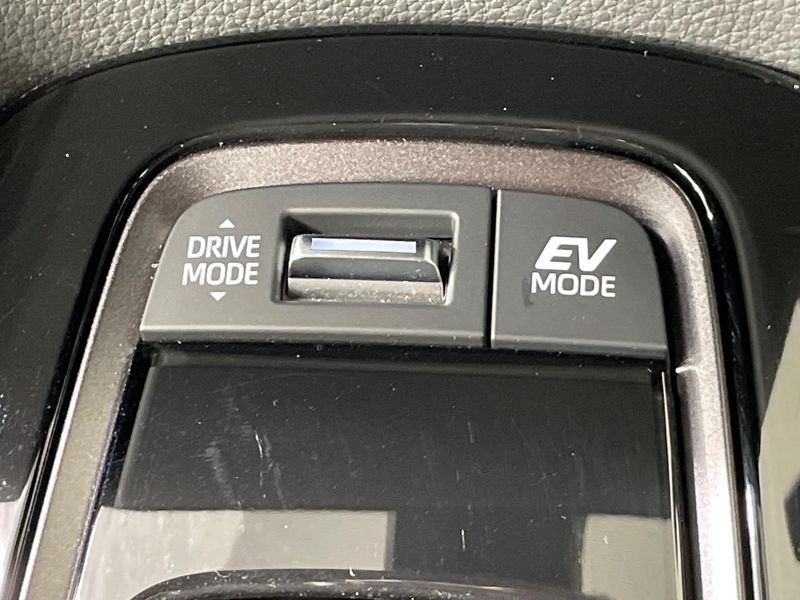 2023 Toyota Corolla Touring 6AA-ZWE219W (UW-6a9e2daf5646b)[12]