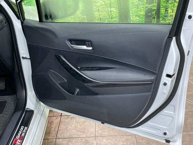 2023 Toyota Corolla Touring 6AA-ZWE219W (UW-6a9e2daf5646b)[18]