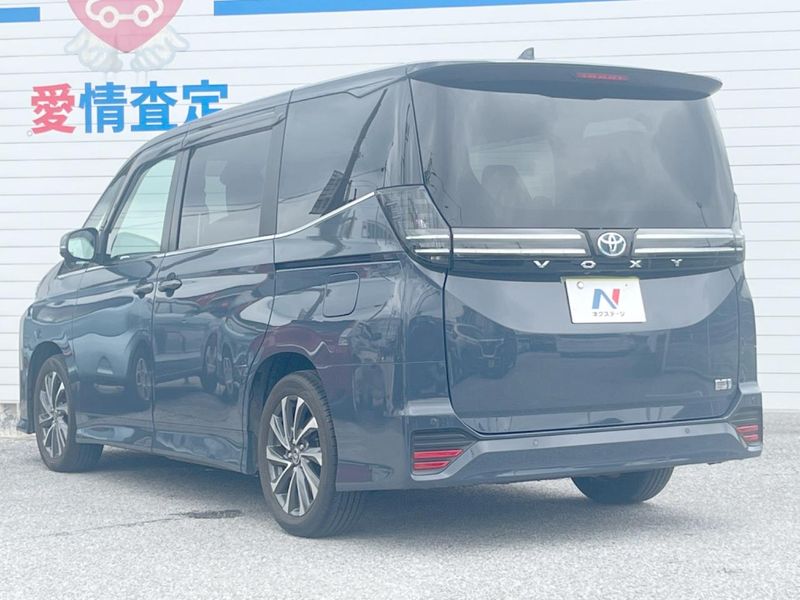 2023 Toyota Voxy 6AA-ZWR90W (UW-6a9e2dbf47cd4)[6]