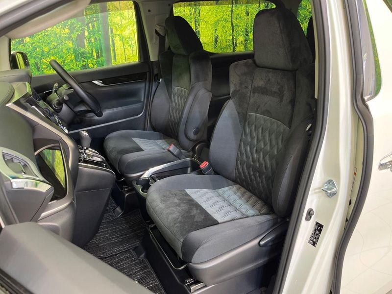 2018 Toyota Alphard DBA-AGH30W (UW-6a9f7b330794f)[18]