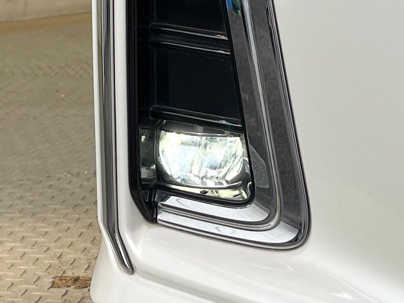 2018 Toyota Alphard DBA-AGH30W (UW-6a9f7b33d0d47)[8]