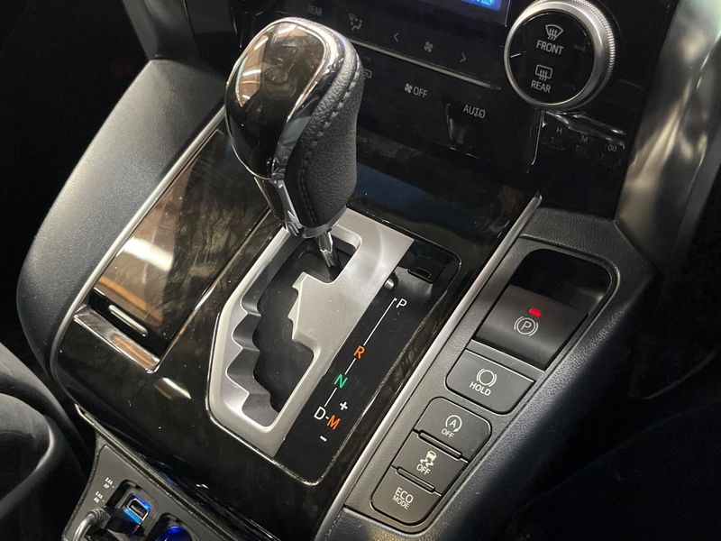 2015 Toyota Vellfire DBA-AGH35W (UW-6a9f7b44a8b0e)[26]