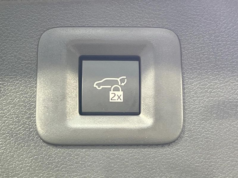 2025 Toyota Alphard 3BA-AGH40W (UW-6a9f7b4cd9478)[11]