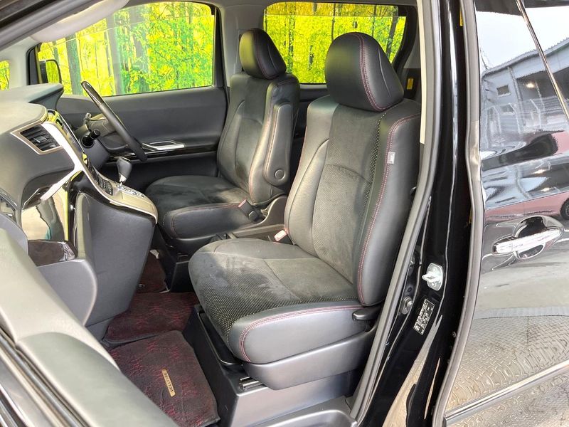 2014 Toyota Vellfire DBA-ANH20W (UW-6a9f7b547d4b8)[25]