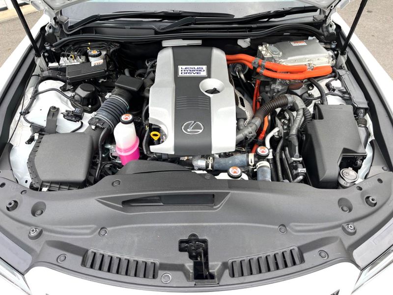 2022 Lexus IS 6AA-AVE30 (UW-6a9f7b59b1ae3)[0]