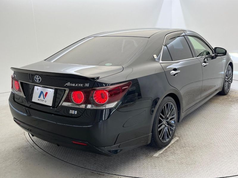 2017 Toyota Crown Hybrid DAA-AWS210 (UW-6a9f7b60349e5)[18]