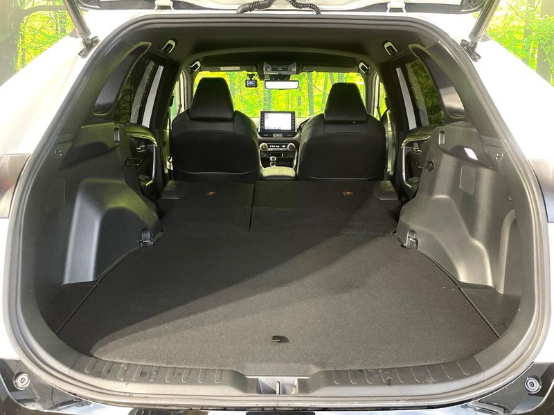 2022 Toyota RAV4 PHV 6LA-AXAP54 (UW-6a9f7b69f3a84)[11]