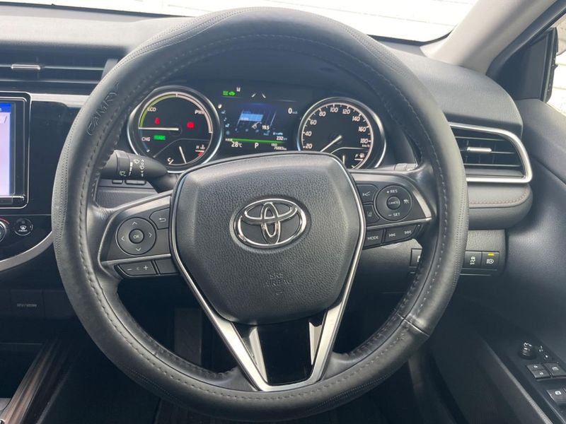 2017 Toyota Camry DAA-AXVH70 (UW-6a9f7b77dba74)[18]