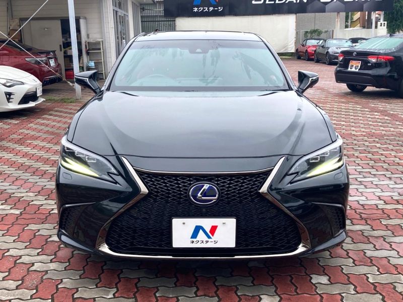 2022 Lexus ES 6AA-AXZH11 (UW-6a9f7b7a4ec58)[0]