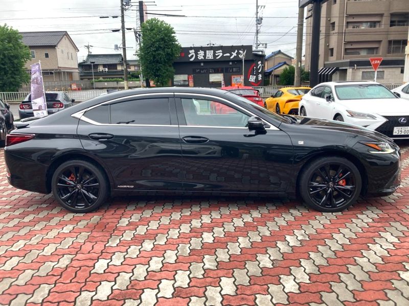 2022 Lexus ES 6AA-AXZH11 (UW-6a9f7b7a4ec58)[2]