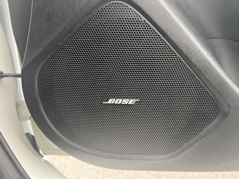 2016 Mazda Axela Sports LDA-BMLFS (UW-6a9f7bc79fe69)[11]