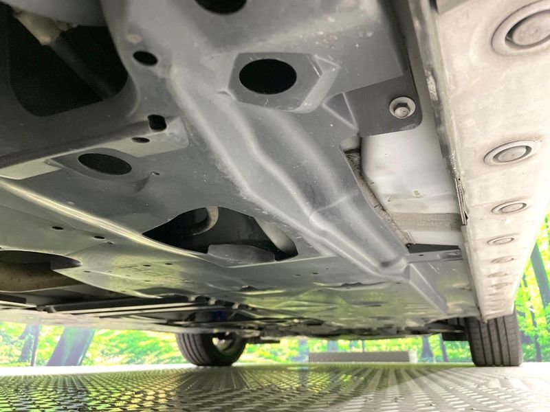 2017 Mazda Axela Sports LDA-BMLFS (UW-6a9f7bc7b54dc)[11]