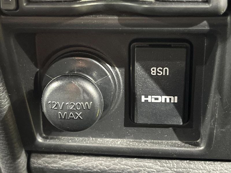 2024 Mitsubishi Delica D:5 3DA-CV1W (UW-6a9f7bd3de1ff)[21]