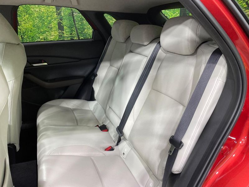 2019 Mazda CX-30 5BA-DMEP (UW-6a9f7bed3024a)[11]