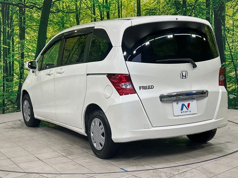 2010 Honda Freed DBA-GB3 (UW-6a9f7c0c10c18)[17]