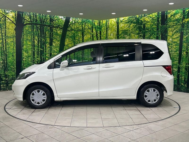 2010 Honda Freed DBA-GB3 (UW-6a9f7c0c10c18)[13]