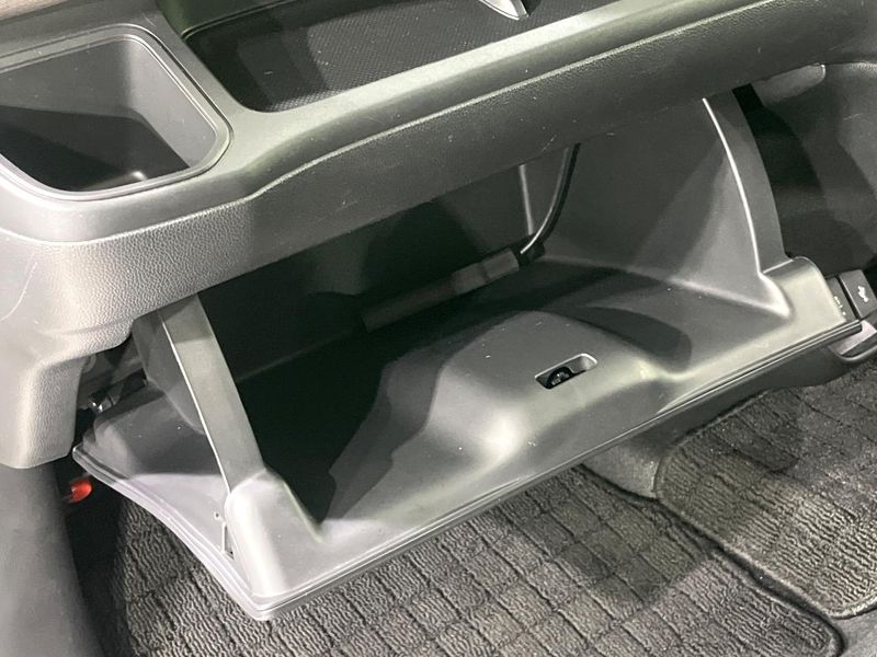 2021 Honda Freed hybrid 6AA-GB7 (UW-6a9f7c113c7ff)[25]