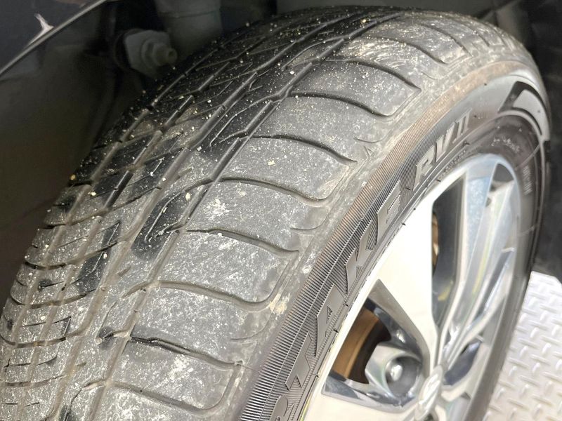 2017 Nissan Serena DAA-GFC27 (UW-6a9f7c1e59655)[18]