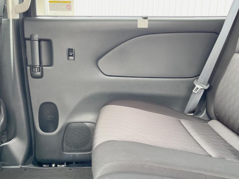 2022 Nissan Serena 5AA-GFC27 (UW-6a9f7c282b8bf)[19]
