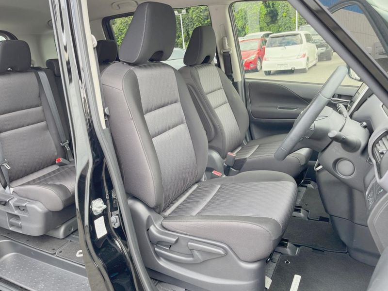 2022 Nissan Serena 5AA-GFC27 (UW-6a9f7c282b8bf)[27]