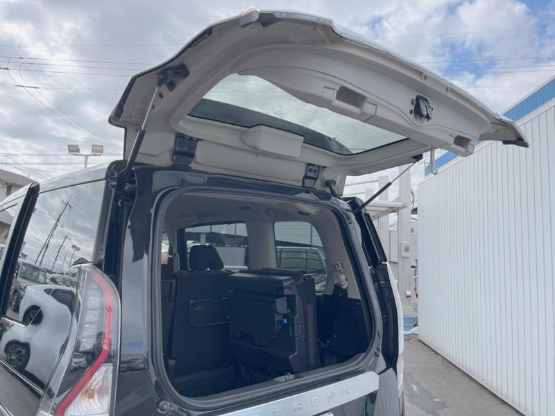 2022 Nissan Serena 5AA-GFC27 (UW-6a9f7c282b8bf)[4]