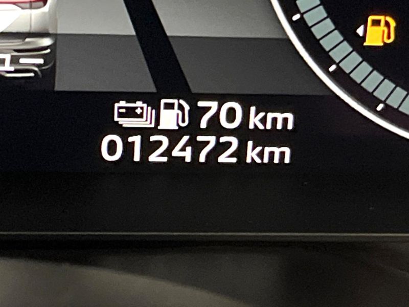 2024 Mitsubishi OUTLANDER PHEV 5LA-GN0W (UW-6a9f7c36c4b35)[2]