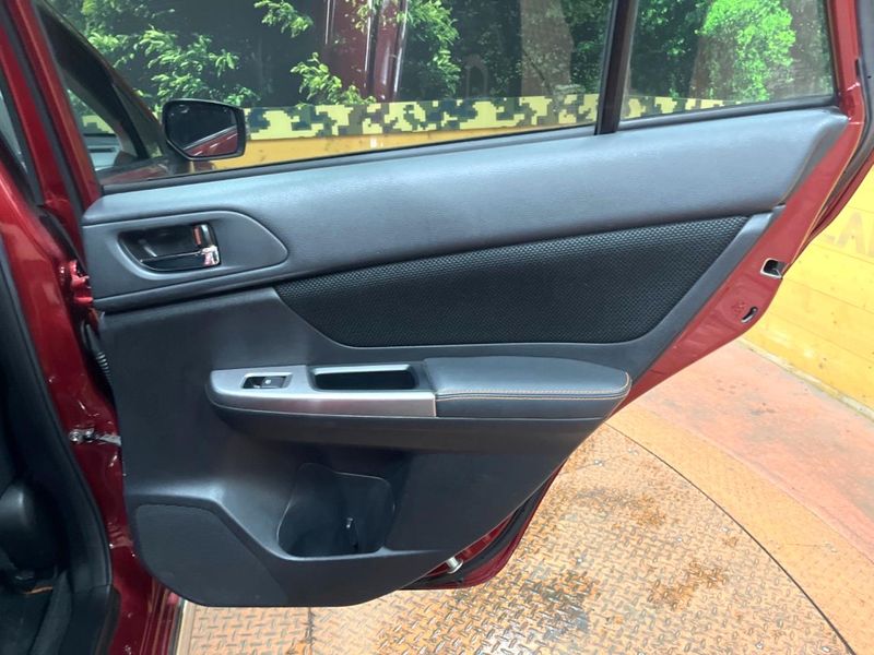 2016 Subaru XV DBA-GP7 (UW-6a9f7c3e9ea5d)[17]