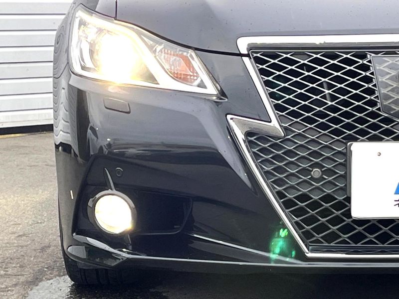 2012 Toyota Crown DBA-GRS214 (UW-6a9f7c465faad)[6]