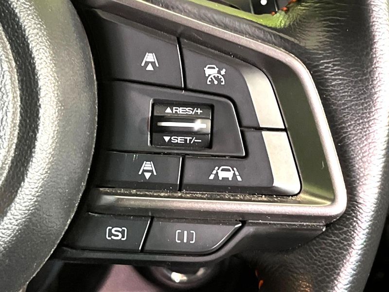 2017 Subaru XV DBA-GT7 (UW-6a9f7c4f6a384)[28]