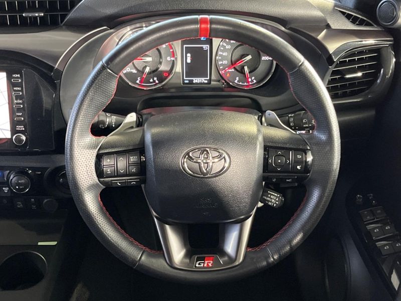 2022 Toyota Hilux 3DF-GUN125 (UW-6a9f7c577c934)[20]