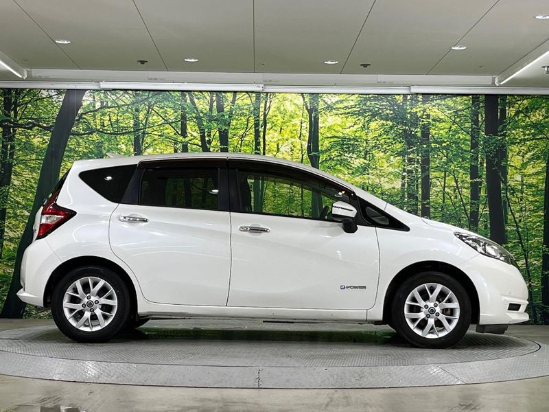 2019 Nissan Note DAA-HE12 (UW-6a9f7c6b2d273)[17]