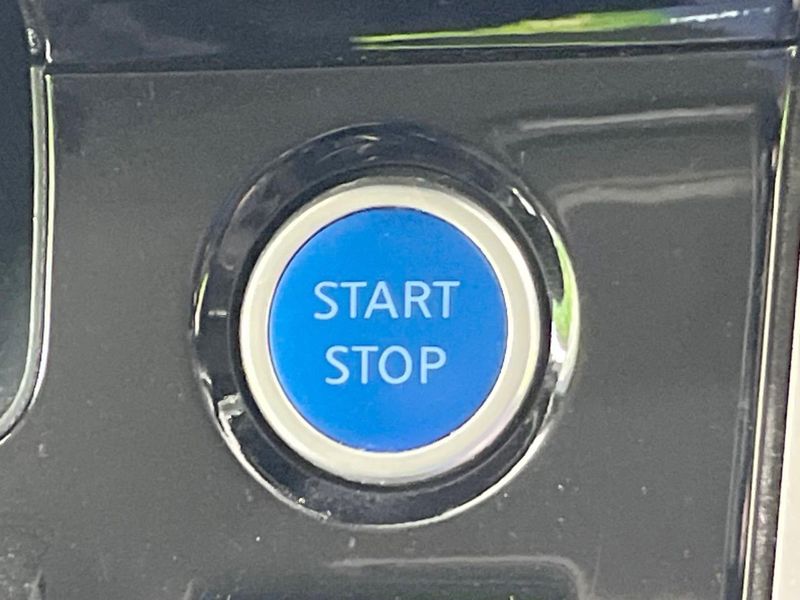 2018 Nissan Serena DAA-HFC27 (UW-6a9f7c7cf3a62)[29]