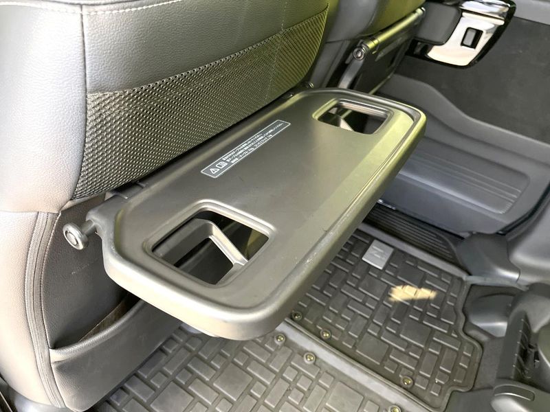 2023 Honda N-BOX CUSTOM 6BA-JF3 (UW-6a9f7cbebd2f1)[25]