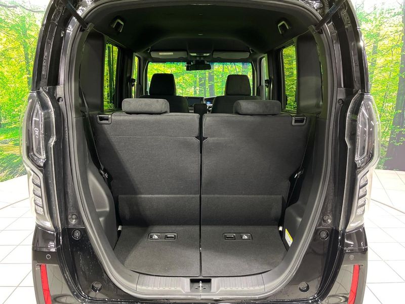 2022 Honda N-BOX CUSTOM 6BA-JF4 (UW-6a9f7cce72417)[19]