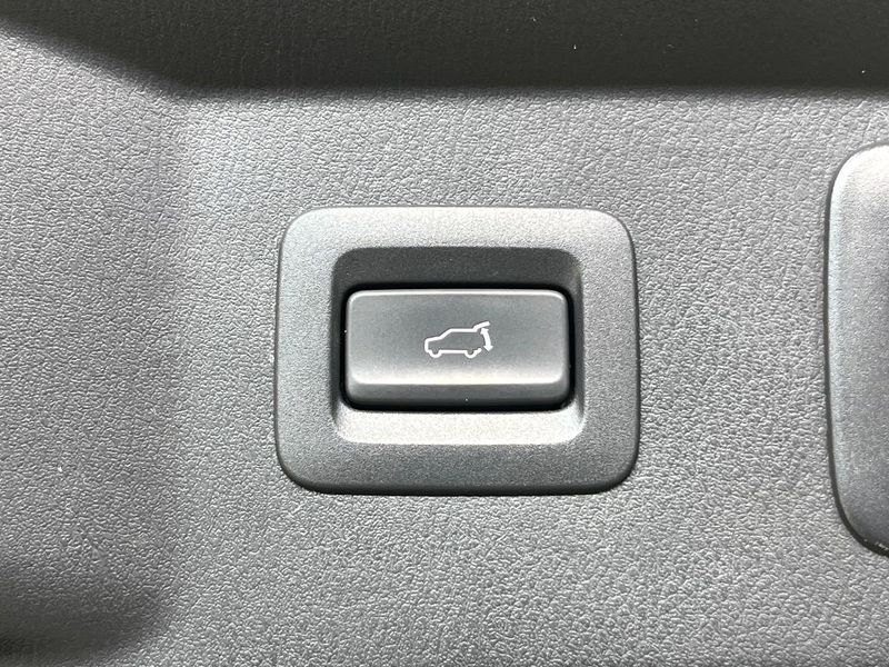 2018 Mazda CX-8 3da-kg2p (UW-6a9f7d0f75e38)[22]