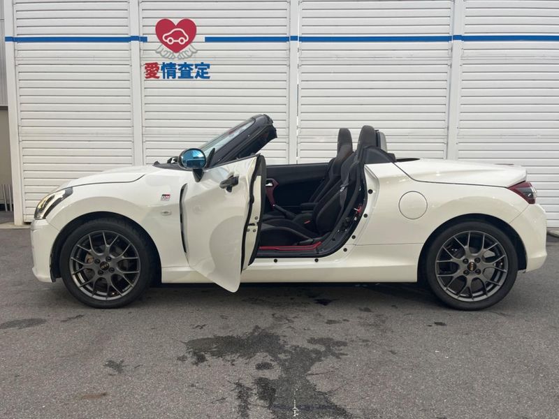 2020 Toyota Copen 3BA-LA400A (UW-6a9f7d379fb93)[10]