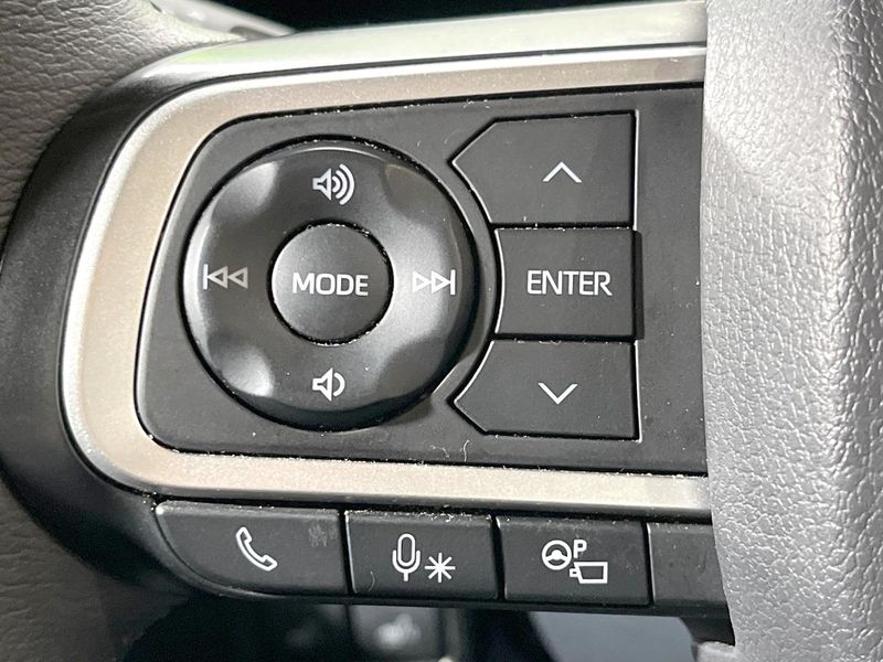 2023 Daihatsu Tanto 5BA-LA650S (UW-6a9f7d4eb4e5b)[14]