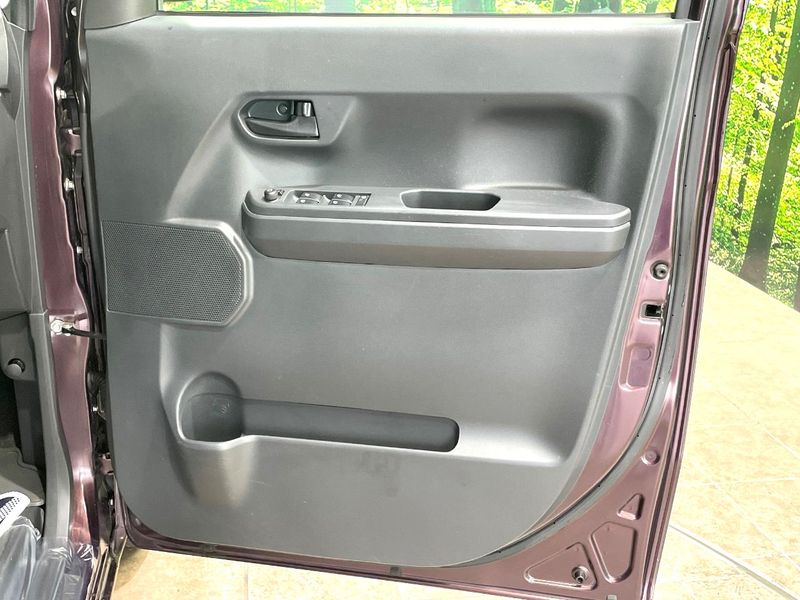 2018 Daihatsu Wake DBA-LA700S (UW-6a9f7d58635dc)[7]