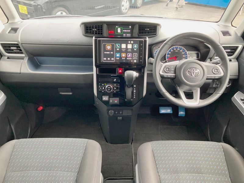 2023 Toyota Roomy 5BA-M900A (UW-6a9f7d8140a6d)[25]